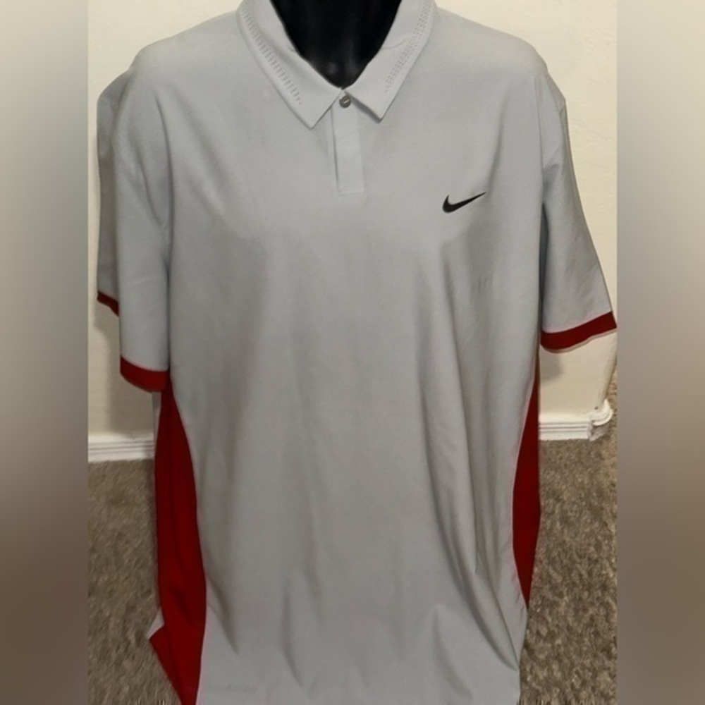 Men’s Pre Own Tiger woods Golf Polo Shirt 2XL XXL dri fit grey red as is